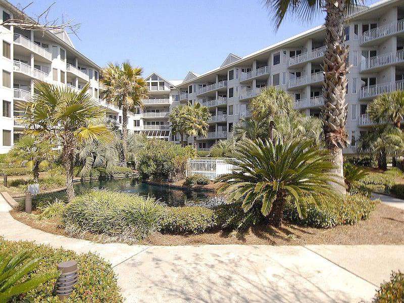 Resort Sea Crest | Forest Beach