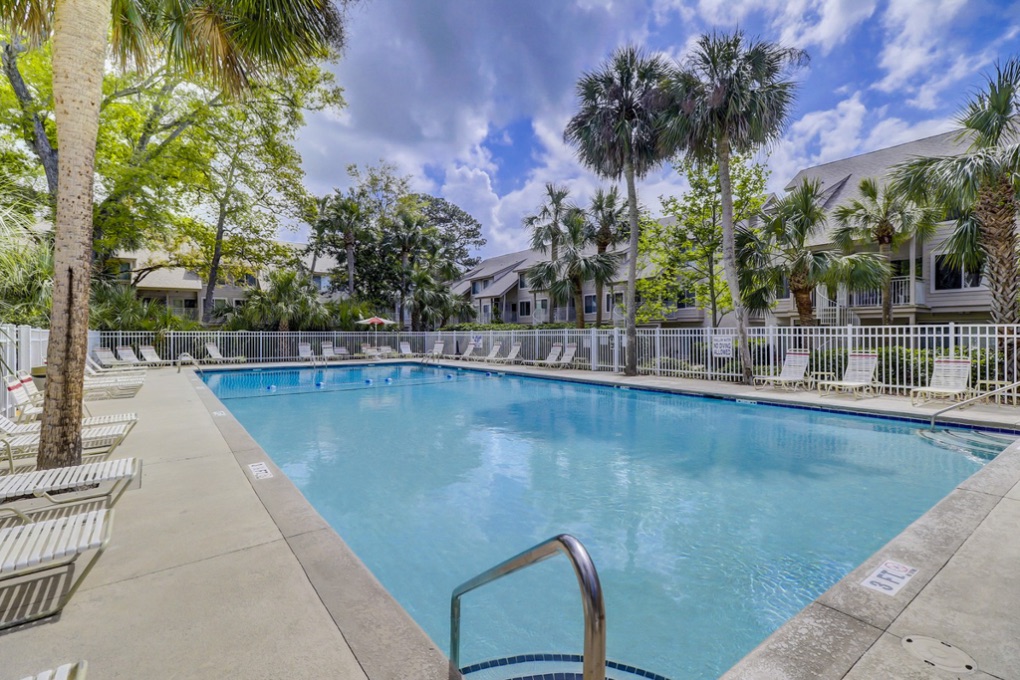 Image for Limited-Time Savings at Island House 125!