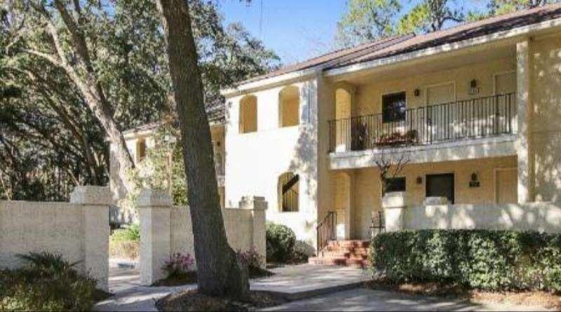 Exterior view of Devonshire vacation villas