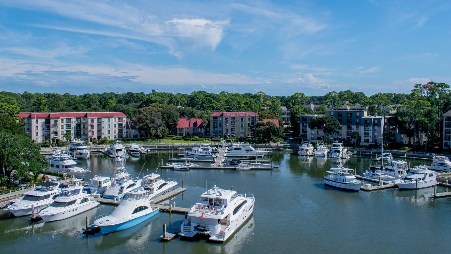 Harbour Town Yacht Basin and surrounding resort area 